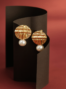 MotiGlow Earring